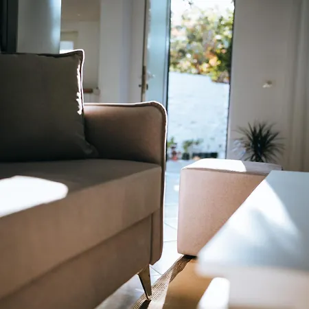 アパート Bloom Villa&apartments ティラナ