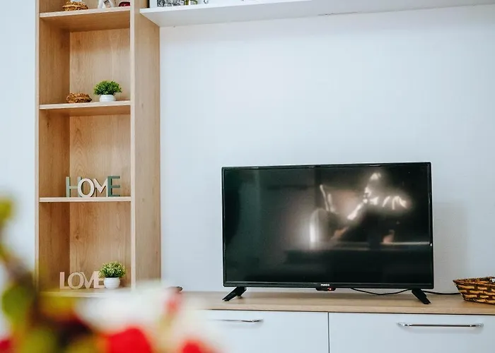 Bloom Villa&apartments