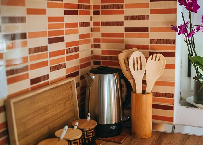 Bloom Villa&apartments